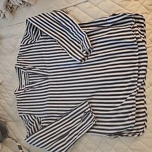 Everlane Poplin Top size 6